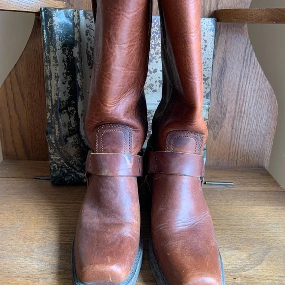 Frye Harness 12R Tan Leather Boots - Picture 7 of 7